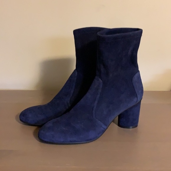 Stuart Weitzman “Margot” Blue Suede Ankle Boots - Women’s Size 7.5 - Picture 2 of 8